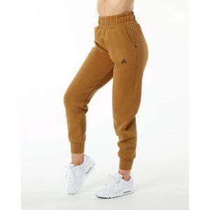 Alphalete ELMTS relaxed jogger - NWT, almond